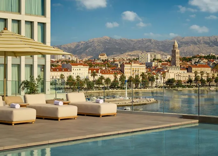 Hotel Ambasador